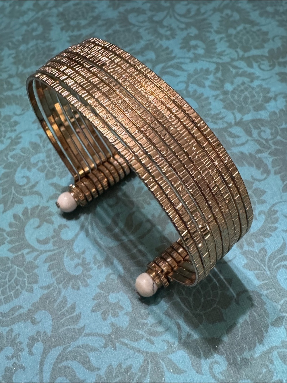 VINTAGE CUFF BRACELET